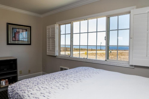 Sea Breeze Inn - San Simeon image 52
